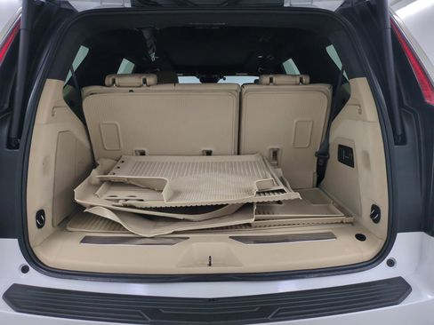 Used 2023 Cadillac Escalade Premium Luxury w/ LPO, Radiant Package image 10