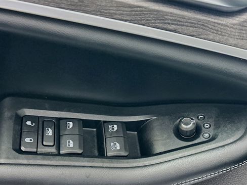 Used 2022 Jeep Grand Cherokee Limited 4xe w/ Luxury Tech Group II image 15