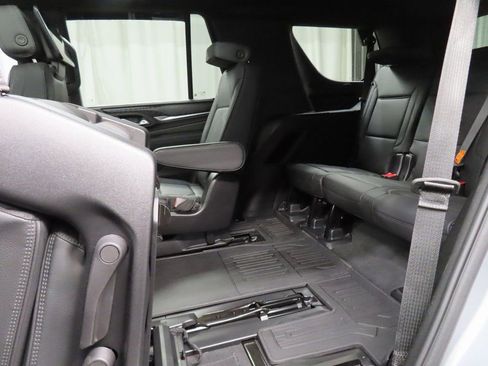 Used 2024 GMC Yukon Denali w/ Denali Reserve Package image 52