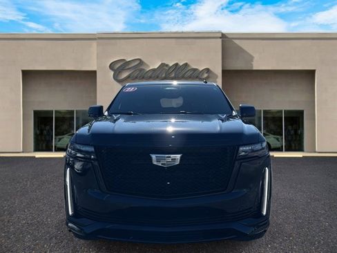 Certified 2023 Cadillac Escalade ESV Sport w/ LPO, ONYX Package image 7