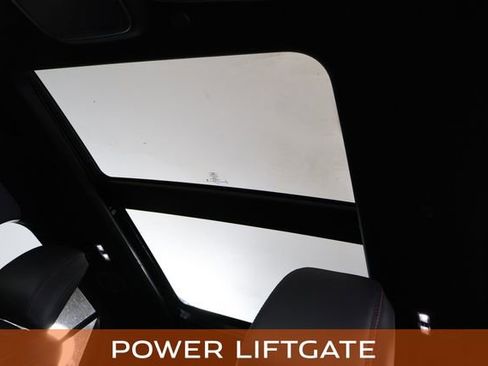 Used 2025 Ford Explorer ST-Line w/ Premium Package AWD/4WD image 26