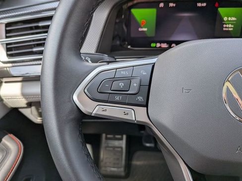 Certified 2025 Volkswagen Atlas Peak Edition SE AWD/4WD image 27