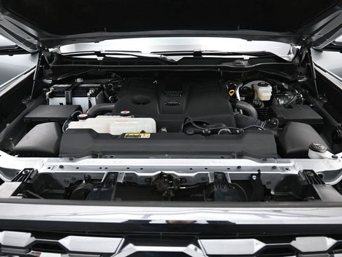 Used 2023 Toyota Tundra Platinum image 39
