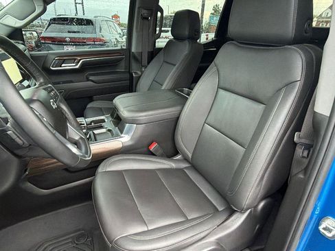 Used 2023 Chevrolet Silverado 1500 RST w/ RST All Star Premium Package AWD/4WD image 3