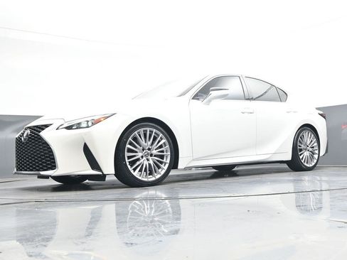 Used 2023 Lexus IS 300 w/ Premium Package RWD image 36