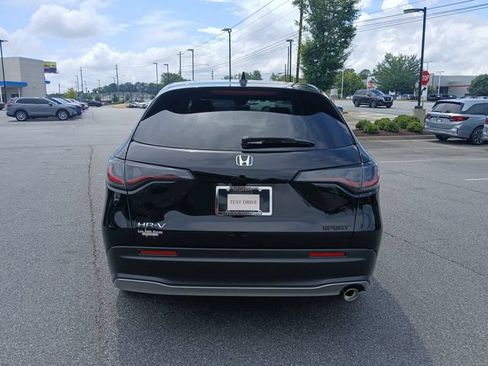 Certified 2025 Honda HR-V Sport image 5
