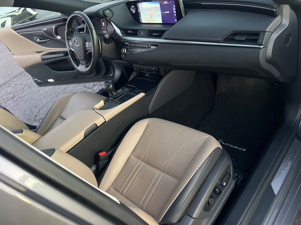 Used 2021 Lexus ES 250 w/ Luxury Package AWD/4WD image 19