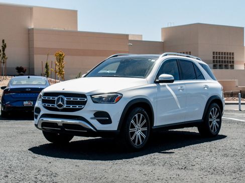 Used 2024 Mercedes-Benz GLE 350 4MATIC image 1