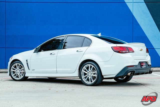 Used 2014 Chevrolet SS RWD image 3