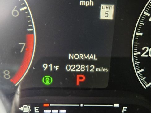 Used 2025 Honda Civic Sport image 23