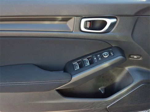 Certified 2022 Honda Civic Sport image 12