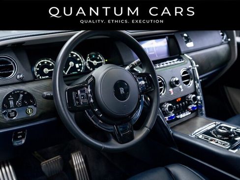Used 2020 Rolls-Royce Cullinan AWD/4WD image 40