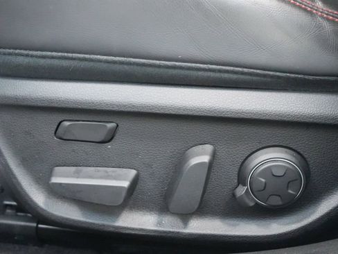 Used 2023 Genesis G70 3.3T w/ Sport Prestige Package image 17