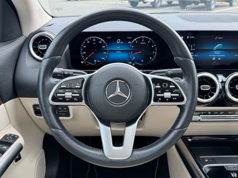 Used 2023 Mercedes-Benz GLA 250 4MATIC image 12