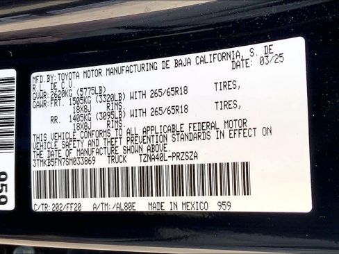 Certified 2025 Toyota Tacoma SR5 image 35