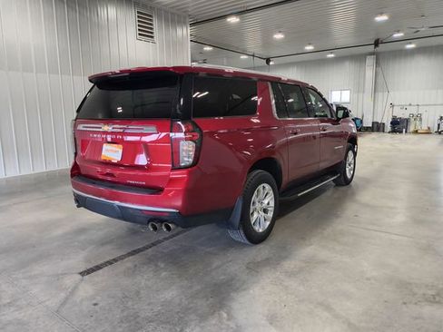 Used 2023 Chevrolet Suburban Premier AWD/4WD image 8