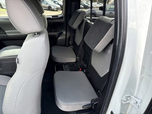Used 2022 Toyota Tacoma SR5 image 13