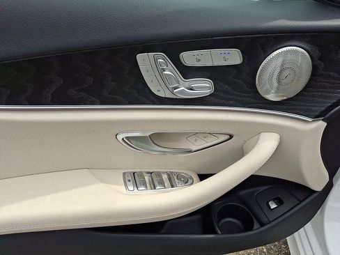 Used 2023 Mercedes-Benz E 350 4MATIC Sedan image 15