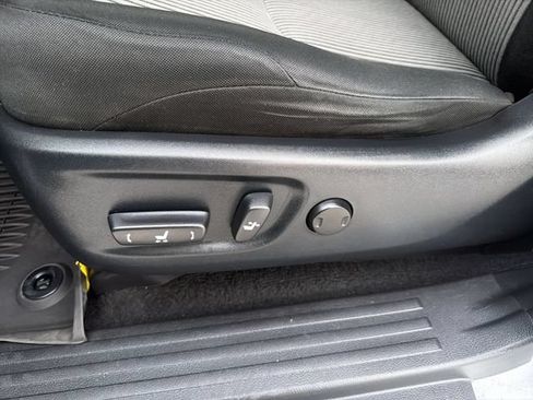 Certified 2022 Toyota 4Runner SR5 RWD image 27