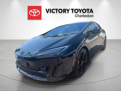 Used 2025 Toyota Prius AWD image 1