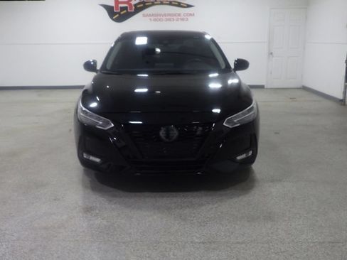 Used 2023 Nissan Sentra SR w/ Midnight Edition Package FWD image 6