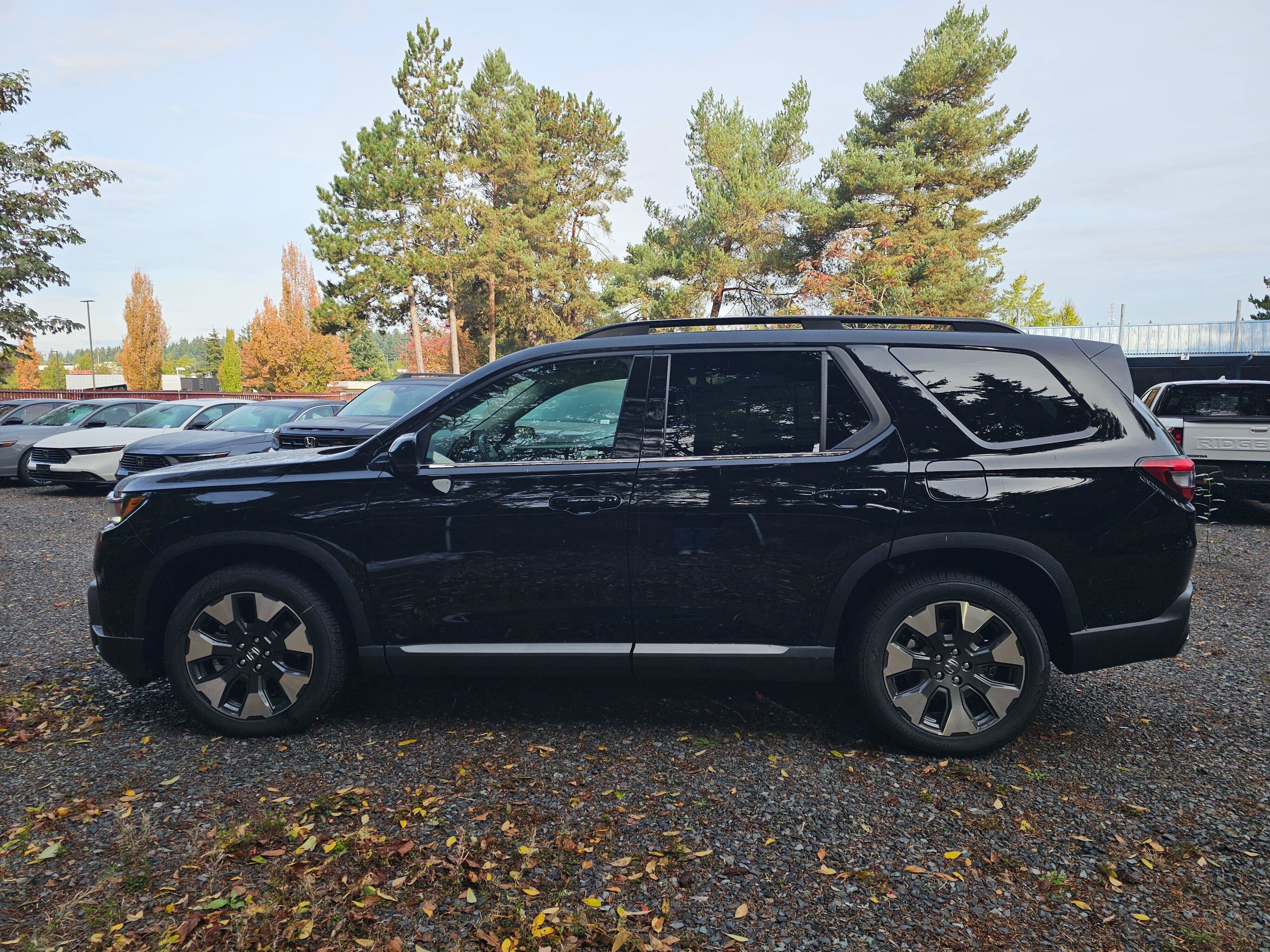New 2026 Honda Pilot Elite image 4