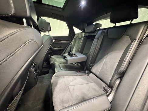 Used 2022 Audi SQ5 Premium image 23