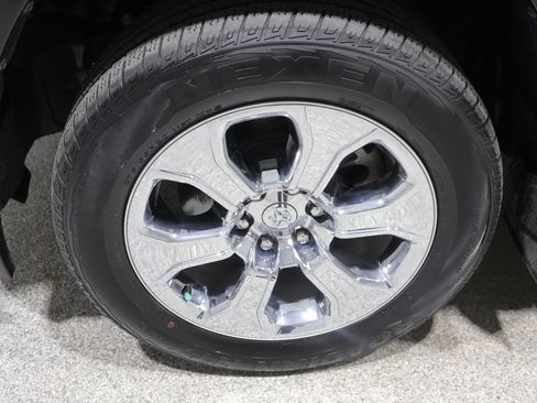 Certified 2023 RAM 1500 Big Horn AWD/4WD image 11
