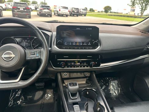 Used 2022 Nissan Rogue SL w/ SL Premium Package AWD/4WD image 12