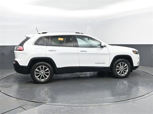 Used 2021 Jeep Cherokee Latitude Lux w/ Comfort/Convenience Group image 4