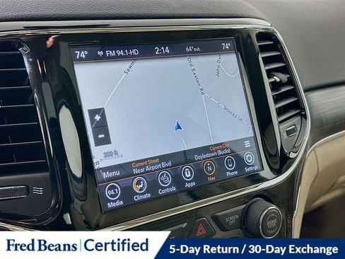 Used 2020 Jeep Grand Cherokee Limited AWD/4WD image 15