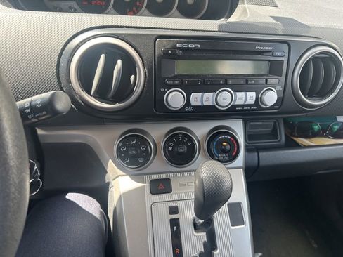 Used 2008 Scion xB FWD image 14
