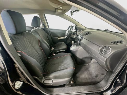 Used 2014 MAZDA MAZDA2 Touring FWD image 28