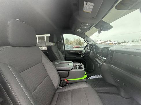 Used 2024 Chevrolet Silverado 2500 LT w/ Z71 Off-Road Package image 20