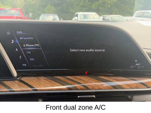 Used 2023 Cadillac Escalade Sport Platinum AWD/4WD image 22