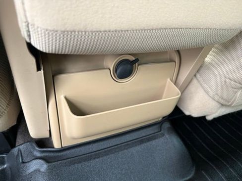 Used 2011 Ford F150 XLT image 12