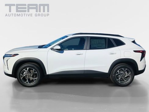 New 2026 Chevrolet Trax LT w/ Driver Confidence Package image 4