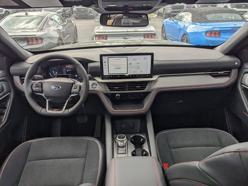 New 2026 Ford Explorer ST image 10