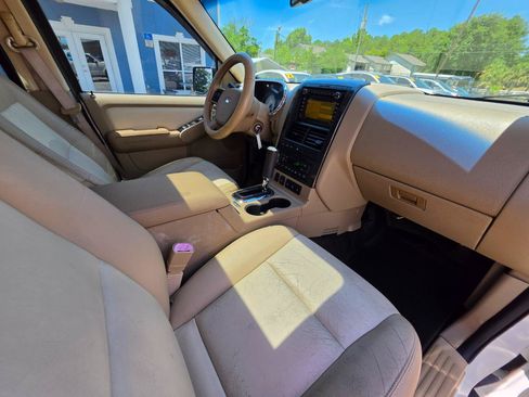 Used 2010 Ford Explorer Sport Trac Limited RWD image 21