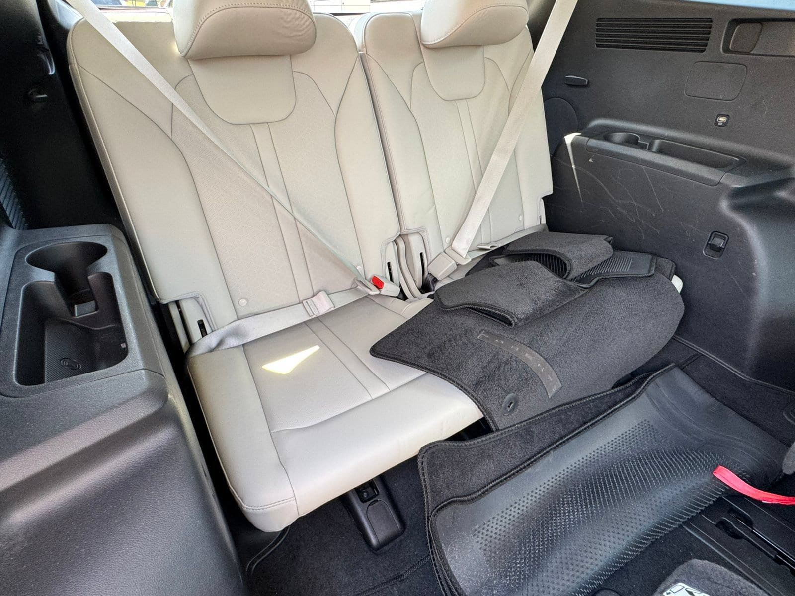 Used 2023 Kia Sorento SX FWD image 17