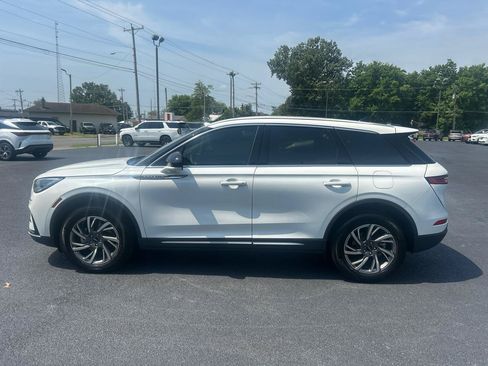 Used 2025 Lincoln Corsair FWD image 8