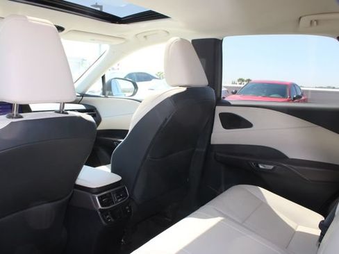 Certified 2024 Lexus RX 350 FWD w/ Technology Package image 9