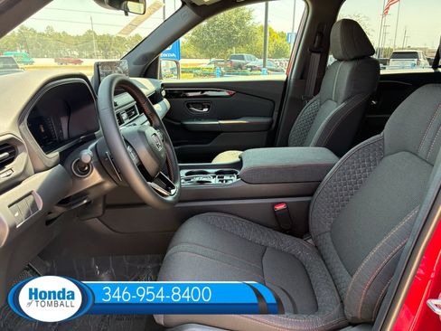 New 2026 Honda Pilot Sport image 13