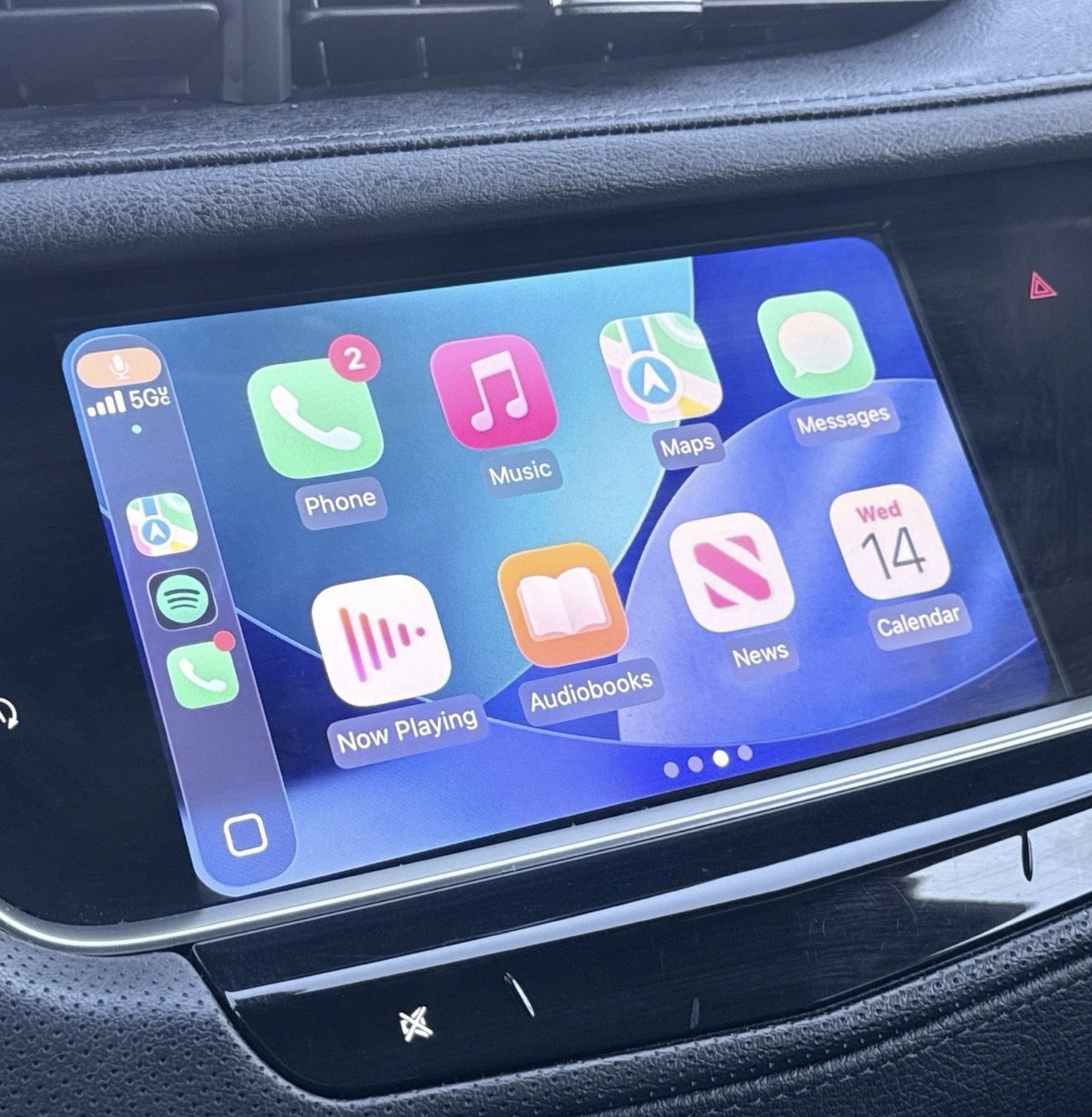 Used 2025 Cadillac XT5 Premium Luxury FWD image 5