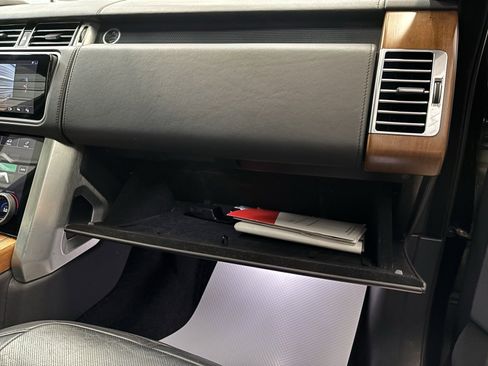 Used 2018 Land Rover Range Rover Autobiography image 33