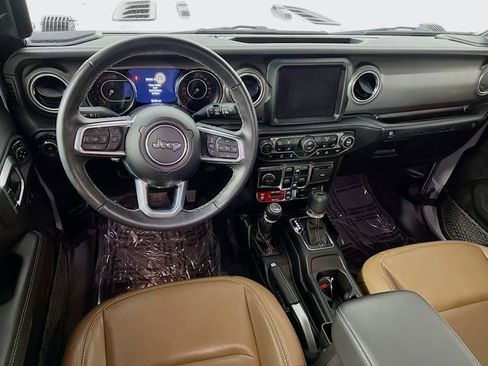 Used 2022 Jeep Wrangler Unlimited Rubicon w/ Steel Bumper Group image 23