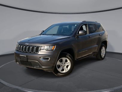 Used 2017 Jeep Grand Cherokee Laredo w/ Quick Order Package 23E
