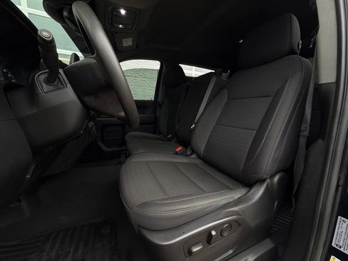 Used 2024 Chevrolet Silverado 2500 Custom w/ Custom Value Package AWD/4WD image 6