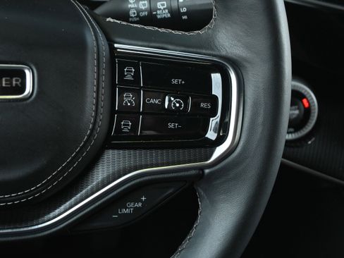 Used 2024 Jeep Grand Wagoneer Series II w/ Quick Order Packagew 28T AWD/4WD image 19