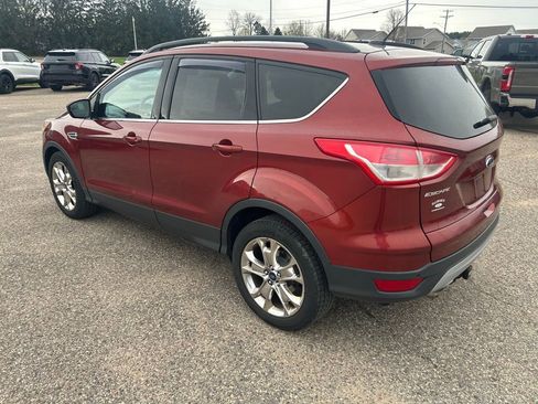 Used 2016 Ford Escape SE w/ Equipment Group 201A FWD image 5